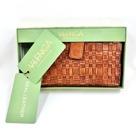 Vilenca Handbags - 🎉HP🎉 NIB - Vilenca Holland Woven Leather Wallet